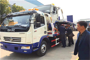 扎囊汽车道路救援拖车价格